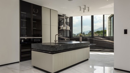 Modernkitchendesign_3.jpg