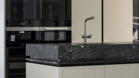 Modernkitchendesign_4.jpg
