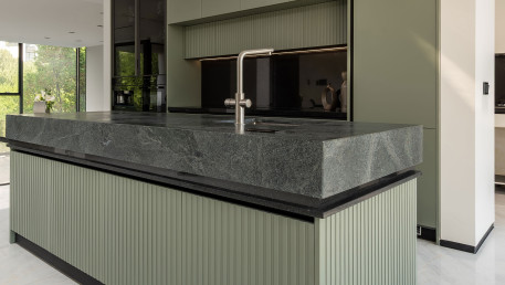 Modernkitchendesign_8.jpg